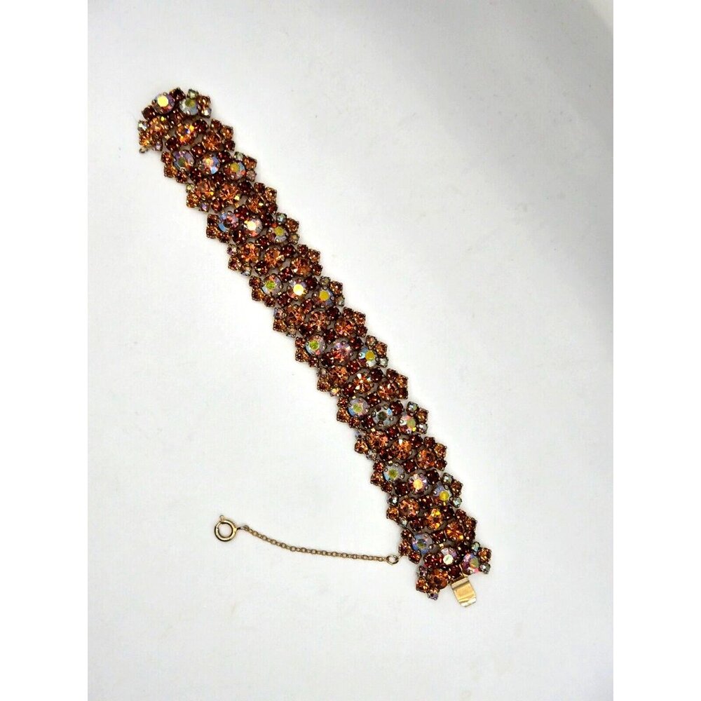 SHERMAN signed Bracelet with Safety Chain Smoke and Topaz color AB crystal 7 in